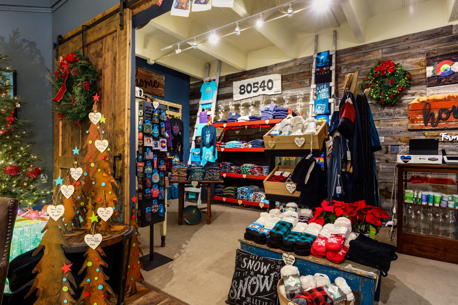 to Lyons, Colorado Uniquely Lyons